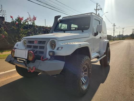 TROLLER T4 3.0 TETO RÍGIDO 16V TURBO ELETRONIC DIESEL 2P MANUAL